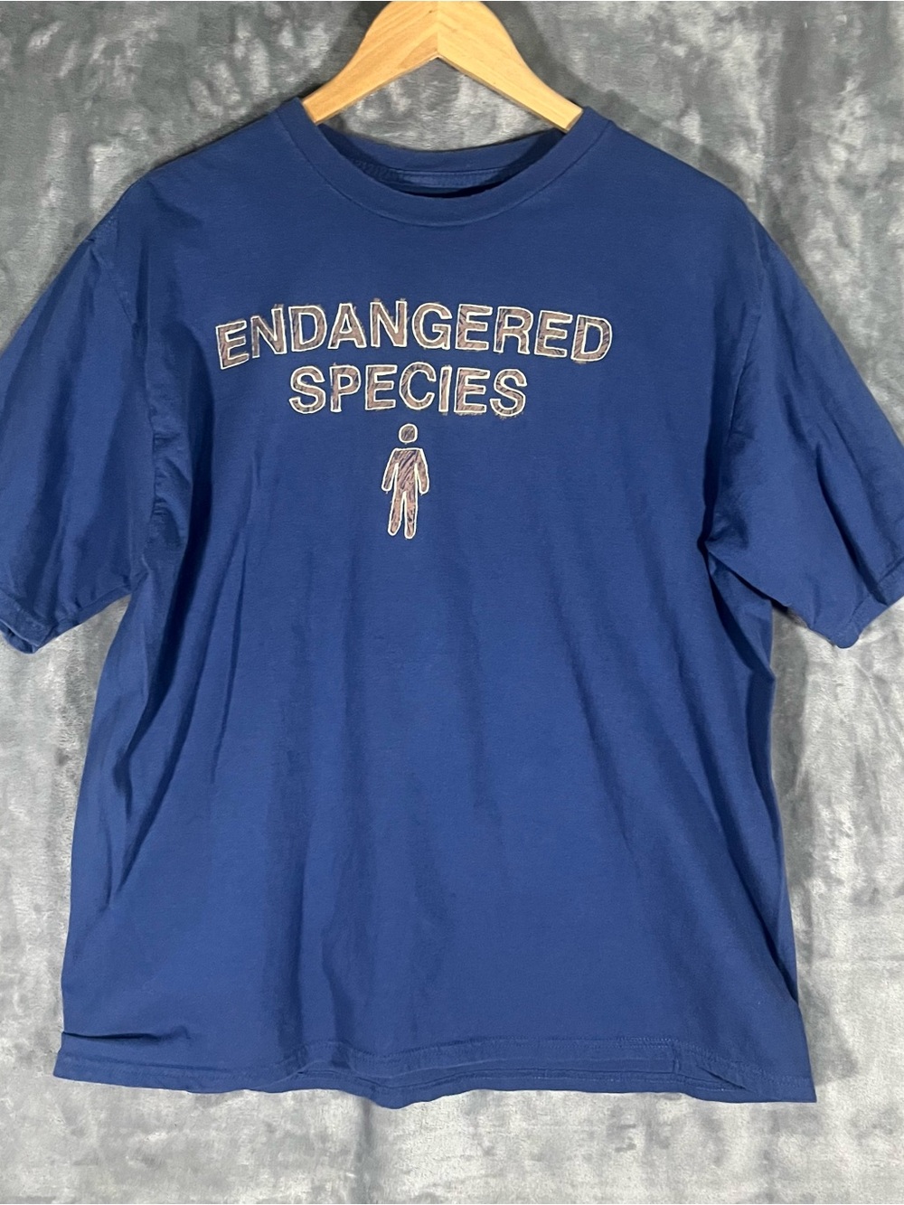 Faded Glory Navy Blue "Endangered Species" Graphic Tee